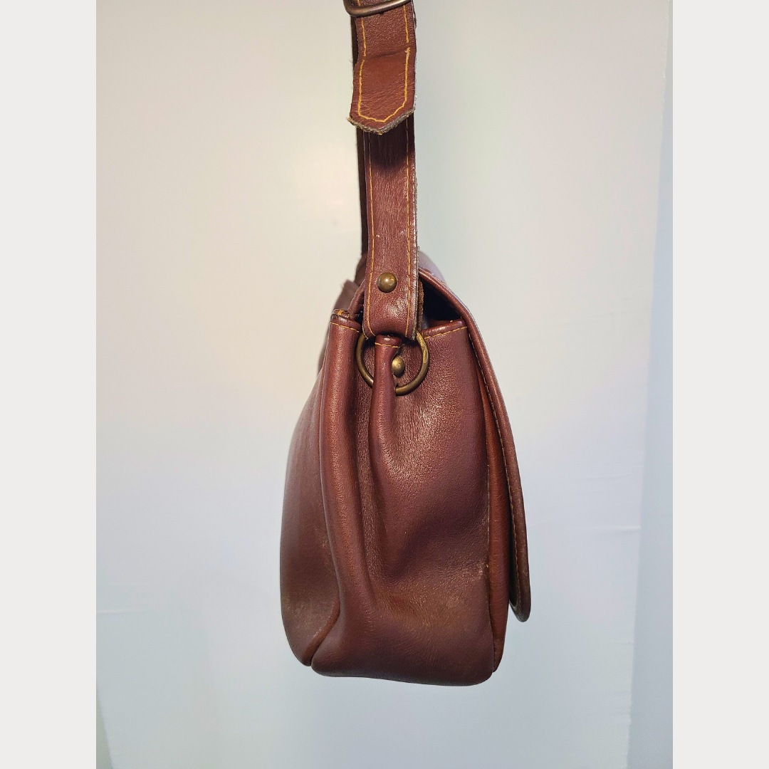 Vintage 1960s Leather Bag With Antique Brass Horse