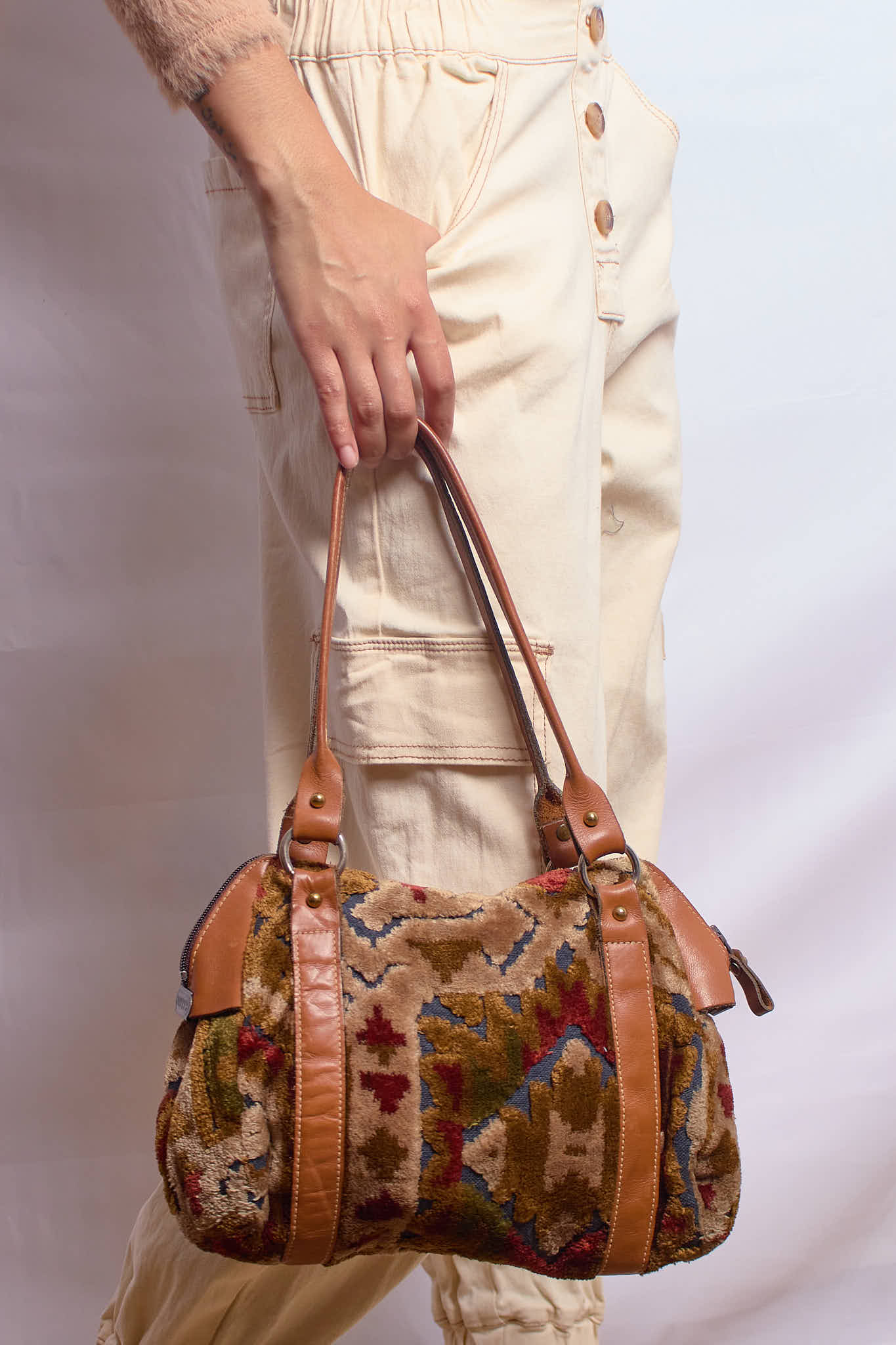 Vintage 1970s Carpet Bag Top Handle