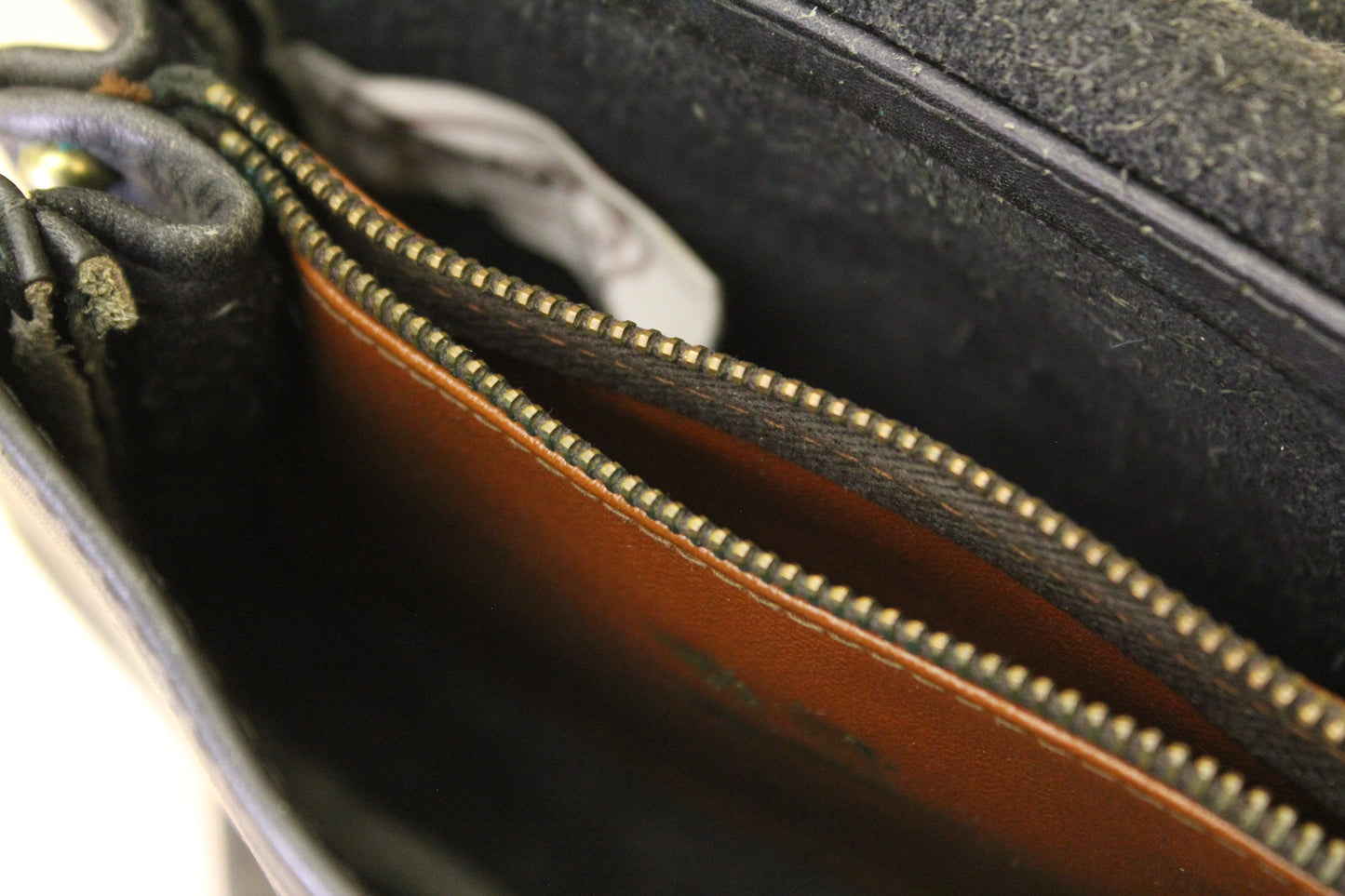 Vintage 1960s Black Leather Turn-Lock Shoulder Bag