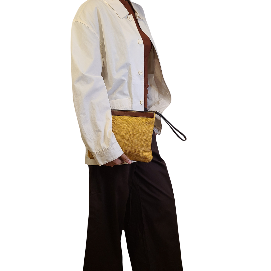 Vintage 1960s Linen Clutch