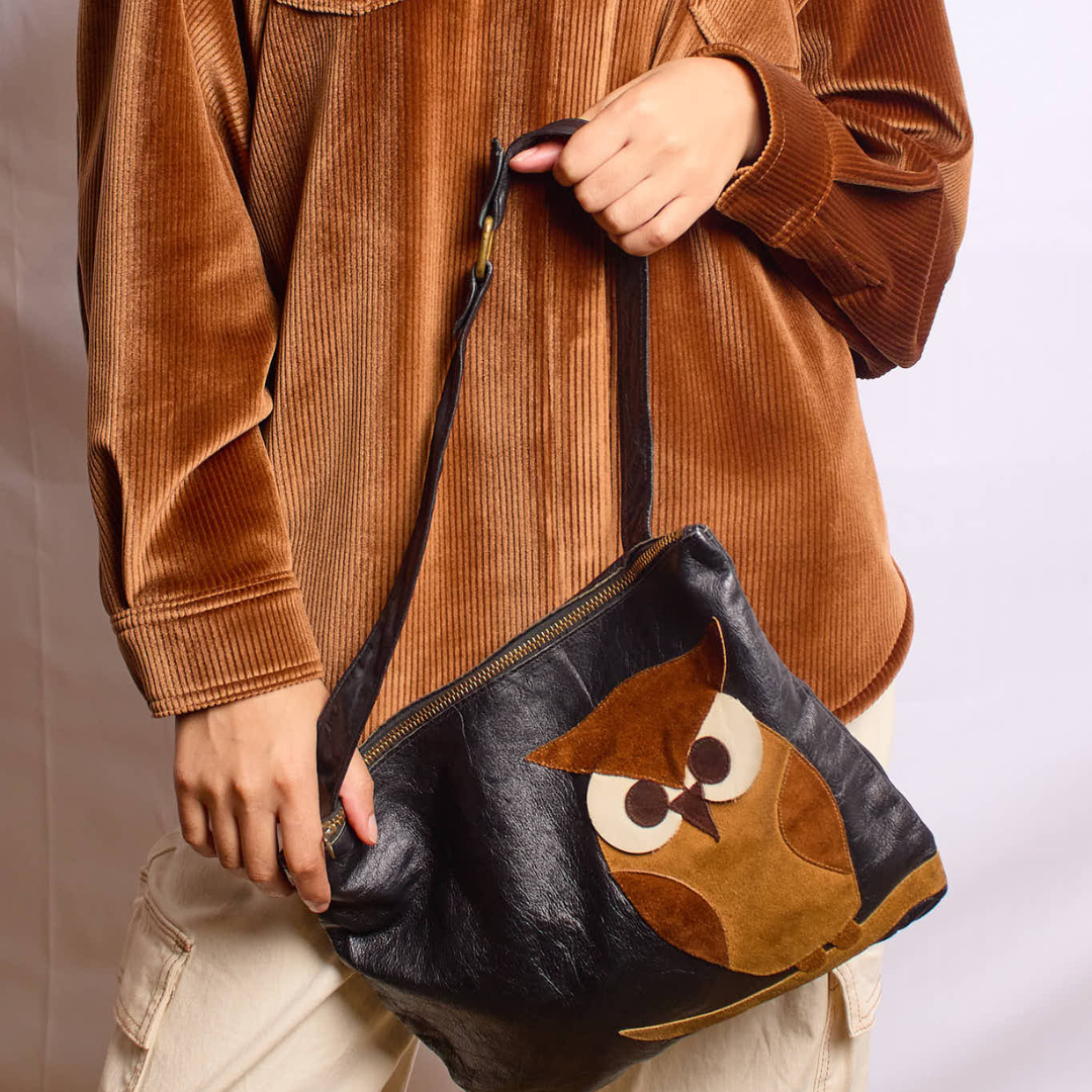 Vintage Davey's Leather Owl Tote