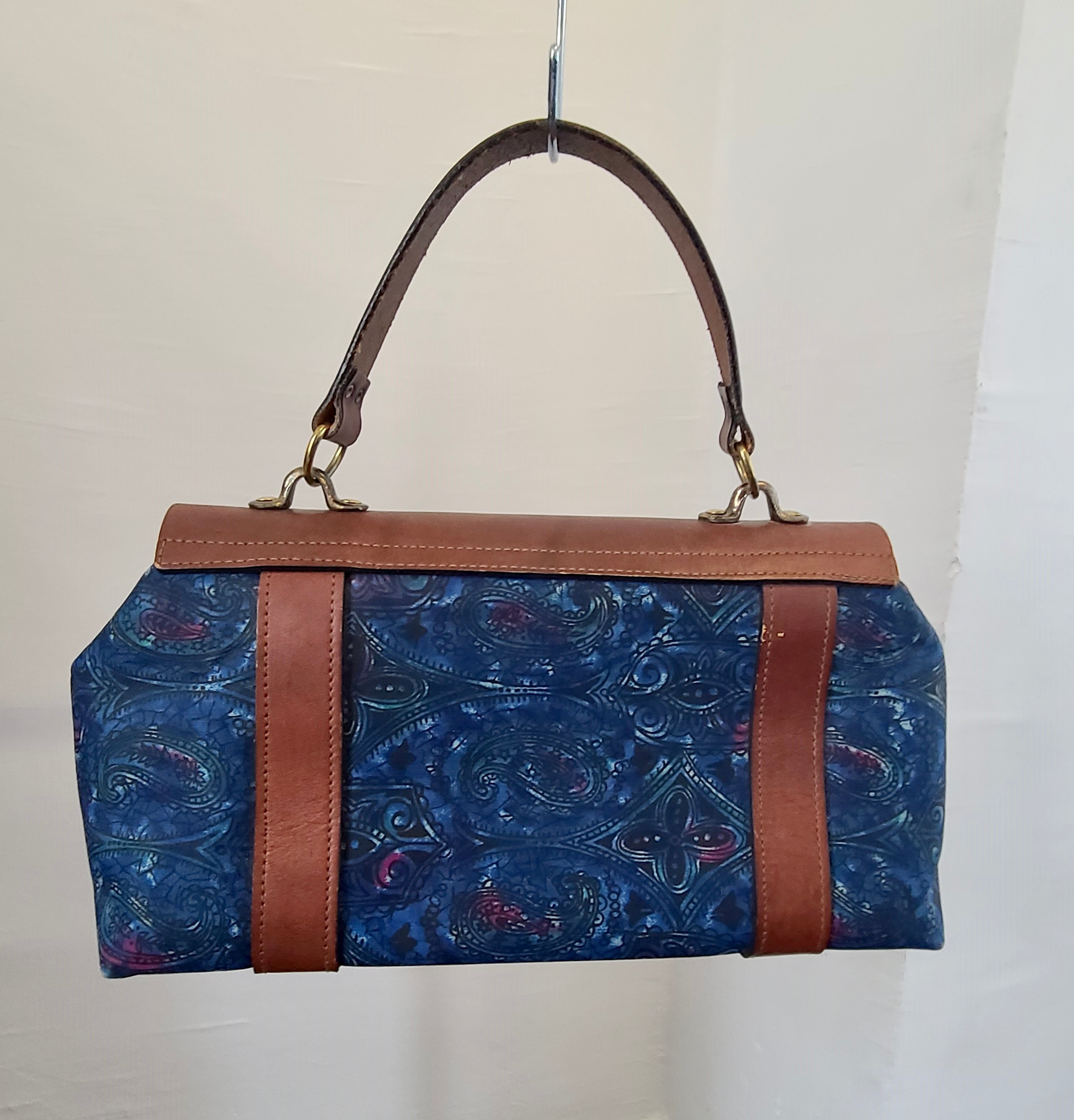 1960s Vintage Whiting and Davis Mesh Bag Purse, Ivory Enamel Metal Mesh  Handbag, Designer Evening Bag, White and Handbag, Gift for Her - Etsy