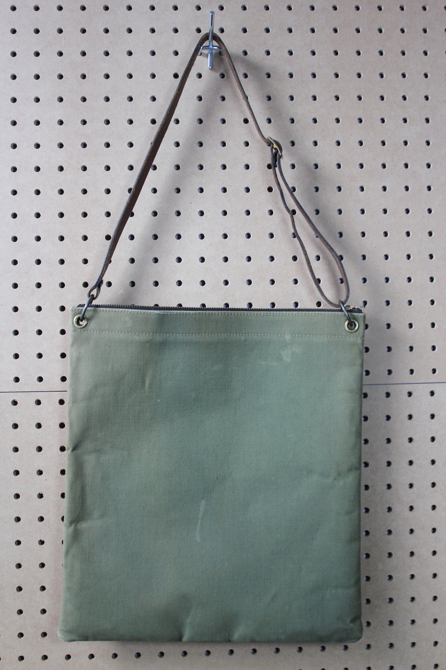 Vintage 1960s Olive Canvas Shoulder Bag