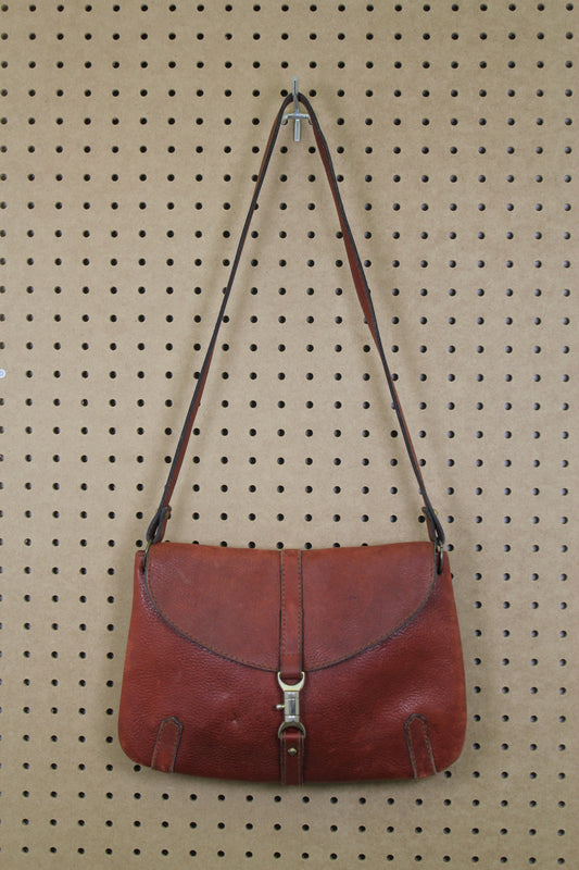 Vintage 1970s Oxblood Leather Clasp Shoulder Bag