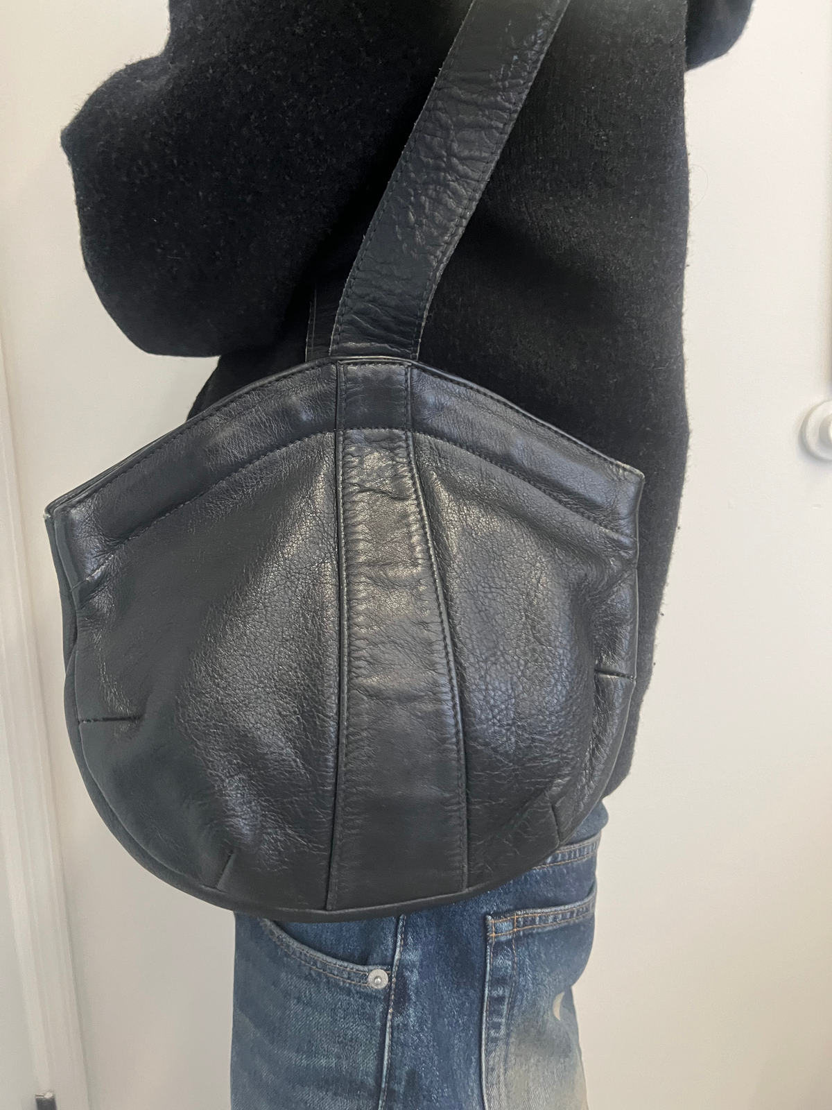 Vintage 1980s Black Leather Shoulder Bag