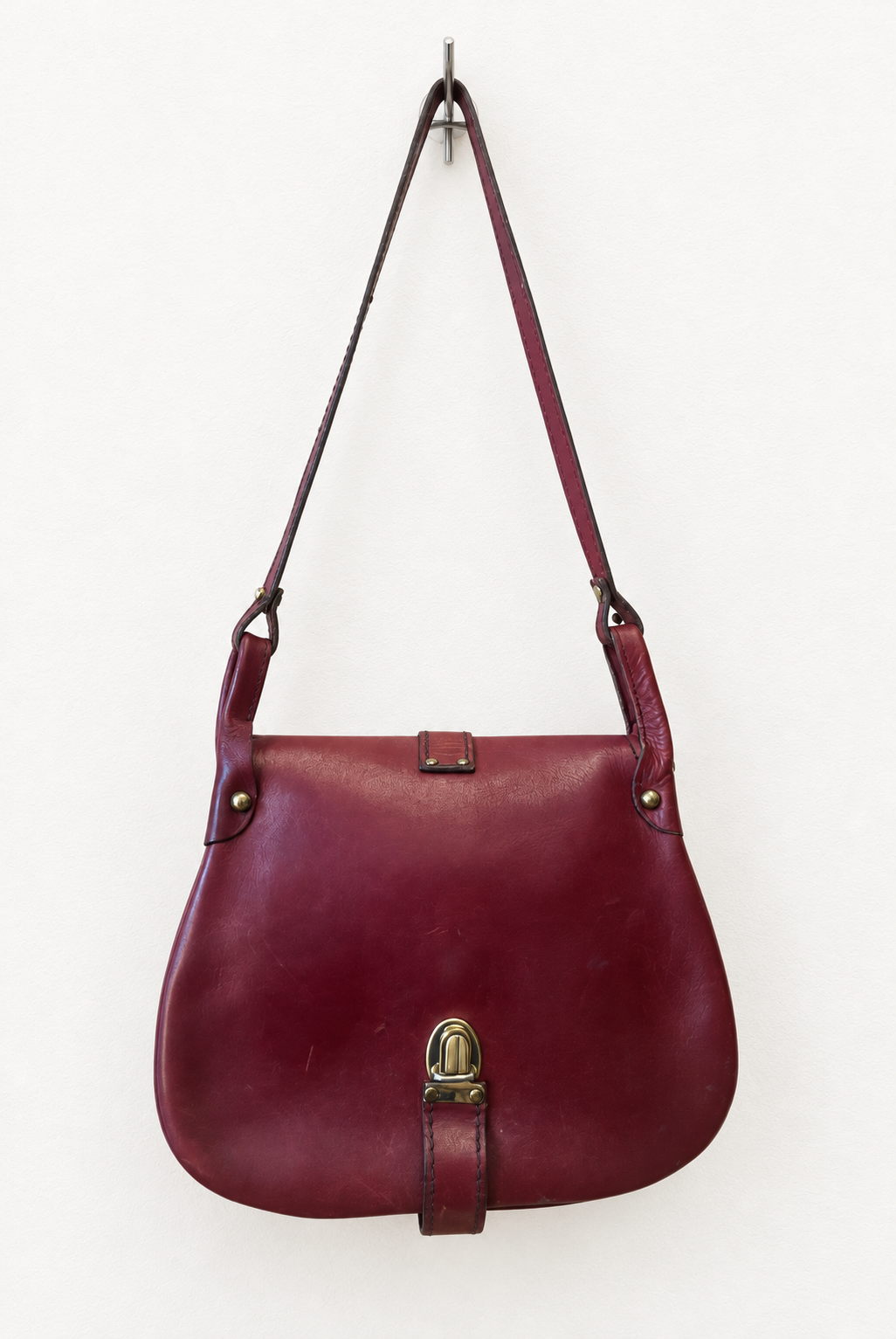 Vintage 1980s Burgundy Leather Wraparound-Lock Shoulder Bag