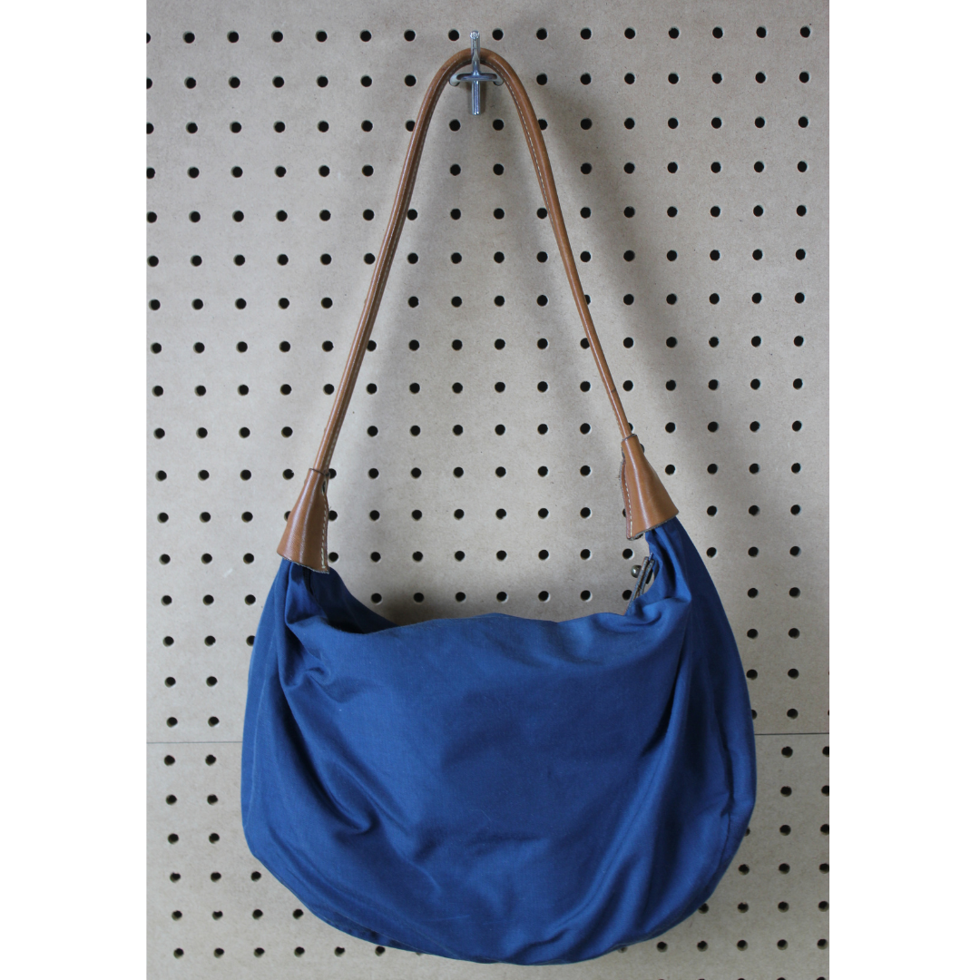 Vintage 1980s Navy Nylon Shoulder Bag